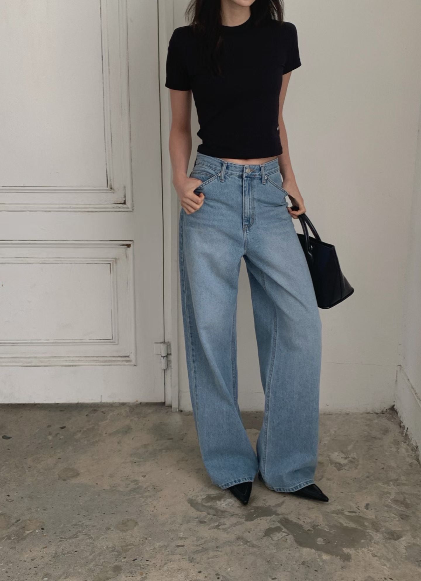 【KR】Straight Fit high-waisted Jeans
