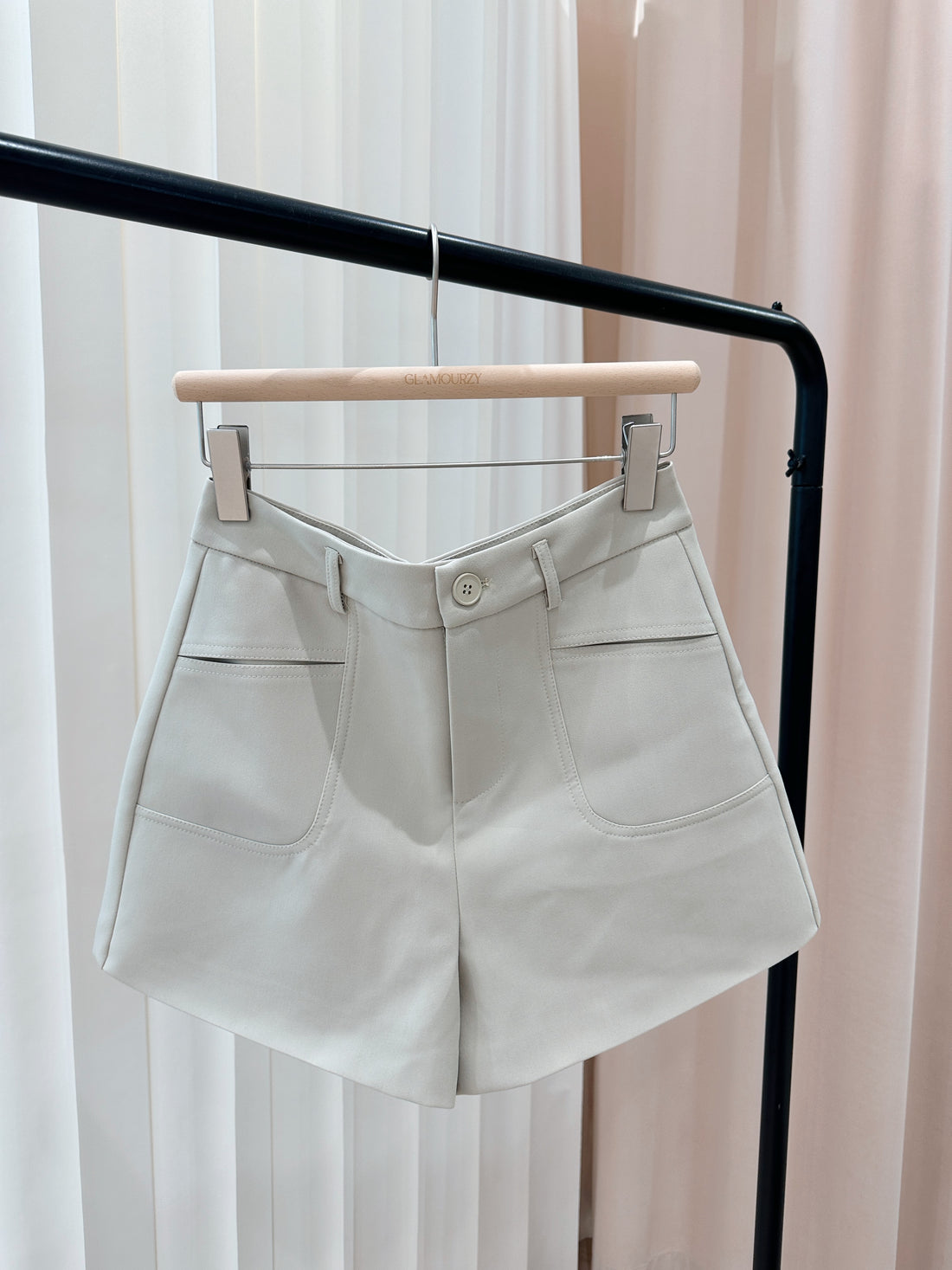 High-waisted Shorts