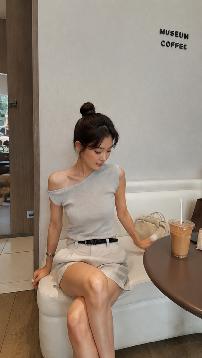Airy Linen Top