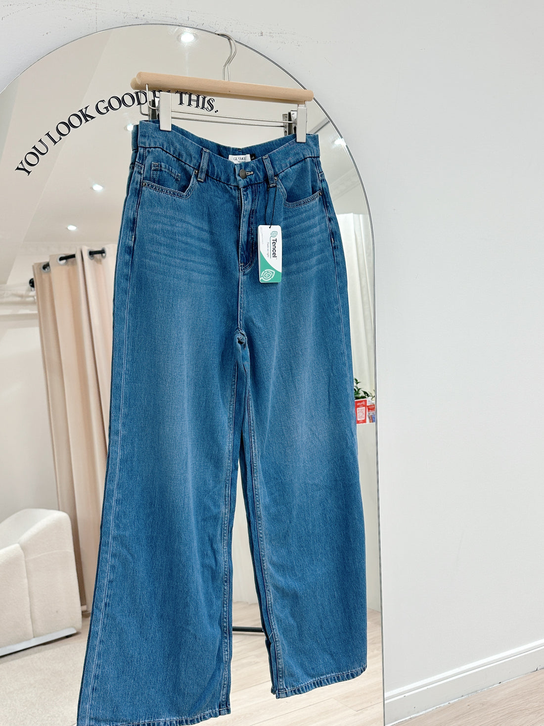 Tencel high-waisted Straight Jeans