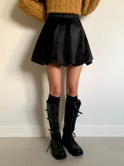 【KR】Soft Velvet Bubble Skort