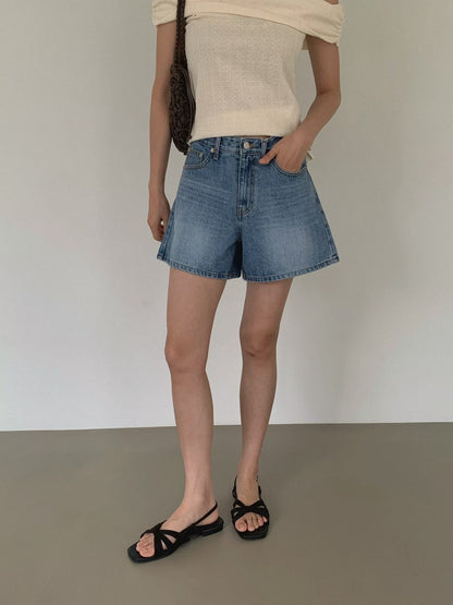 【KR】The A-Line Denim Shorts